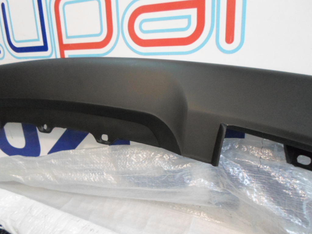 L�kh�r�t� els� fels� natur fekete Suzuki Swift 1997-2003-ig